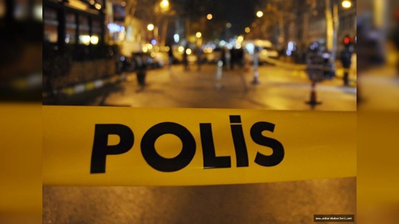 Ankara'da gergin dakikalar! Polise lüks araçla çarpıp kaçtılar