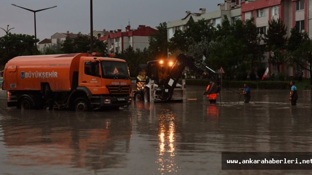 Ankara'da sağanak yağış için kırmızı alarm!