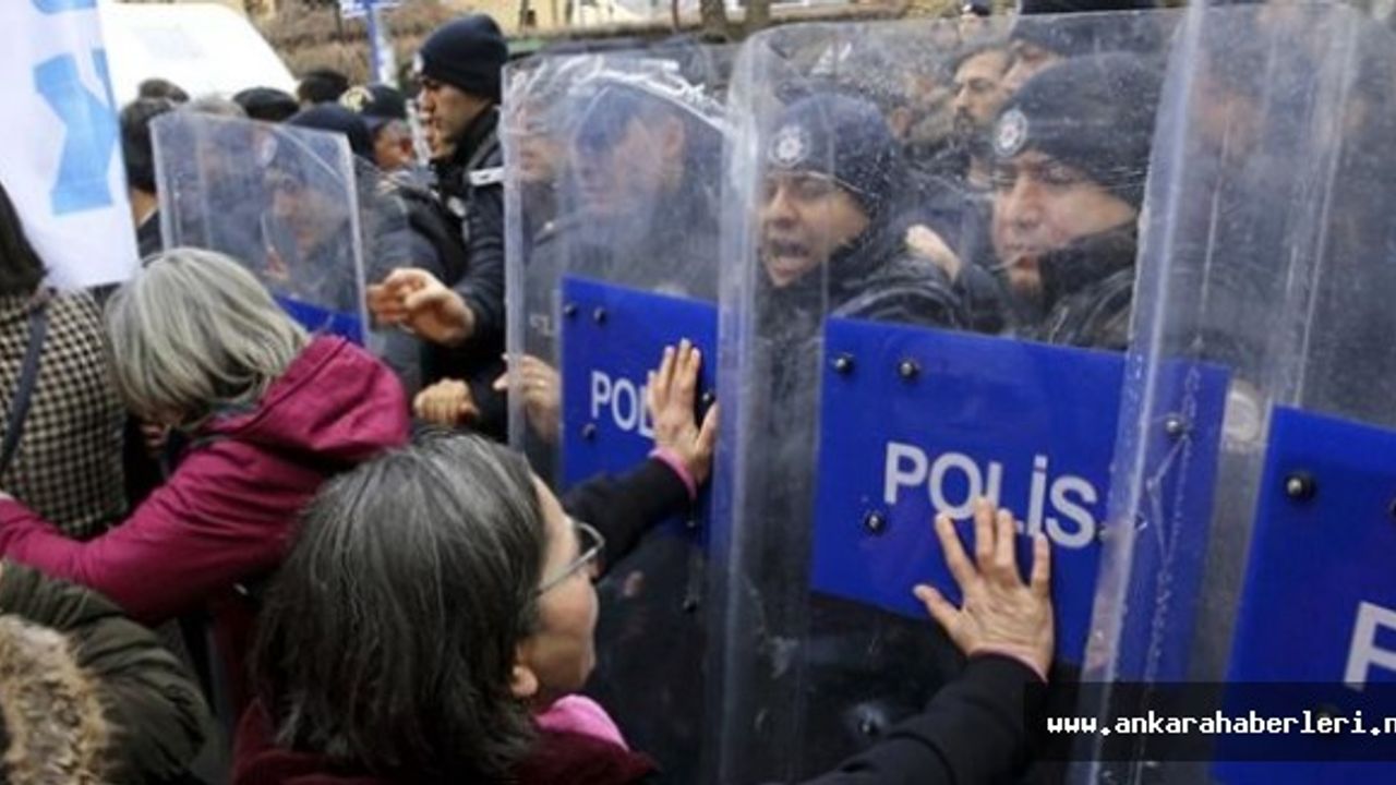 Ankara'da izinsiz eylem yapan göstericilere müdahale