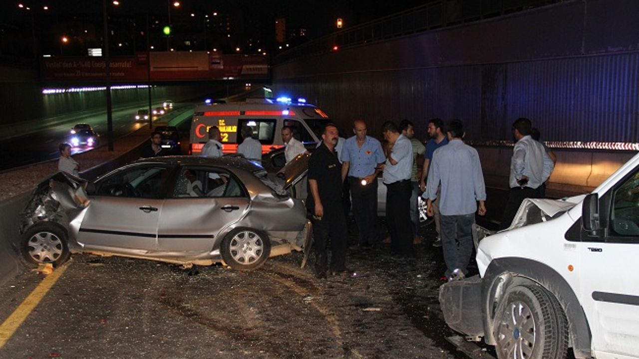Başkent'te Trafik Kazası:6 Yaralı