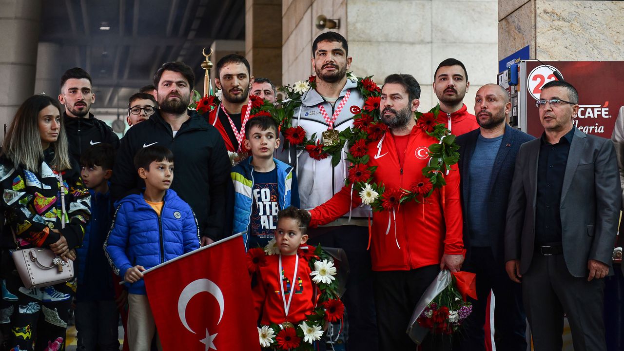 Ankaralılar Avrupa şampiyonlarını coşkuyla karşıladı