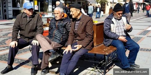 65 yaş üstü vatandaşlara sokağa çıkma yasağı