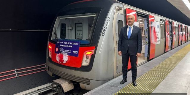 Ulaştırma Bakanlığı AKM-Gar-Kızılay Metro Hattı'nı ulaşıma açtı
