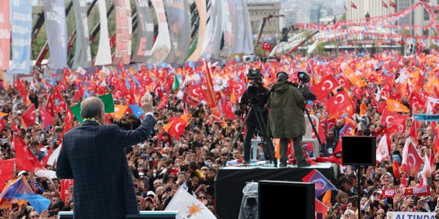 Ak Parti Ankara mitinginden yüzbinler meydandaydı